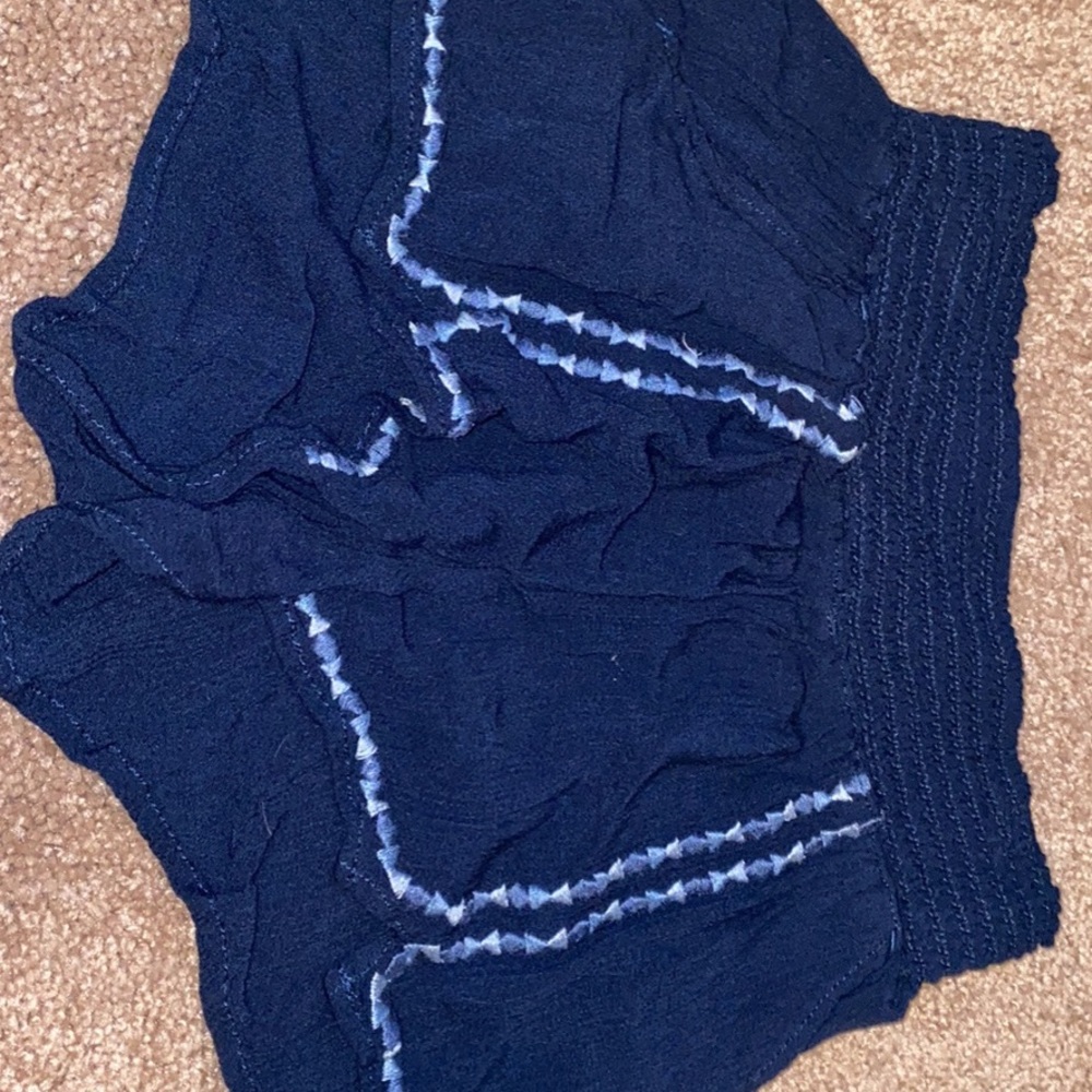 Never worn before super cute rewash shorts